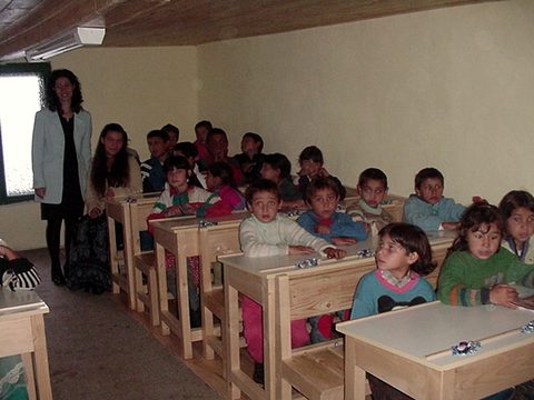 One of the first classes at the Caleb School